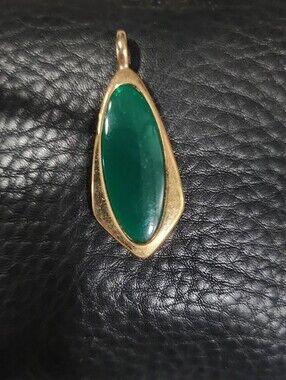 Vintage Sarah Coventry Faux Jade Gold Tone Reversible Pendant